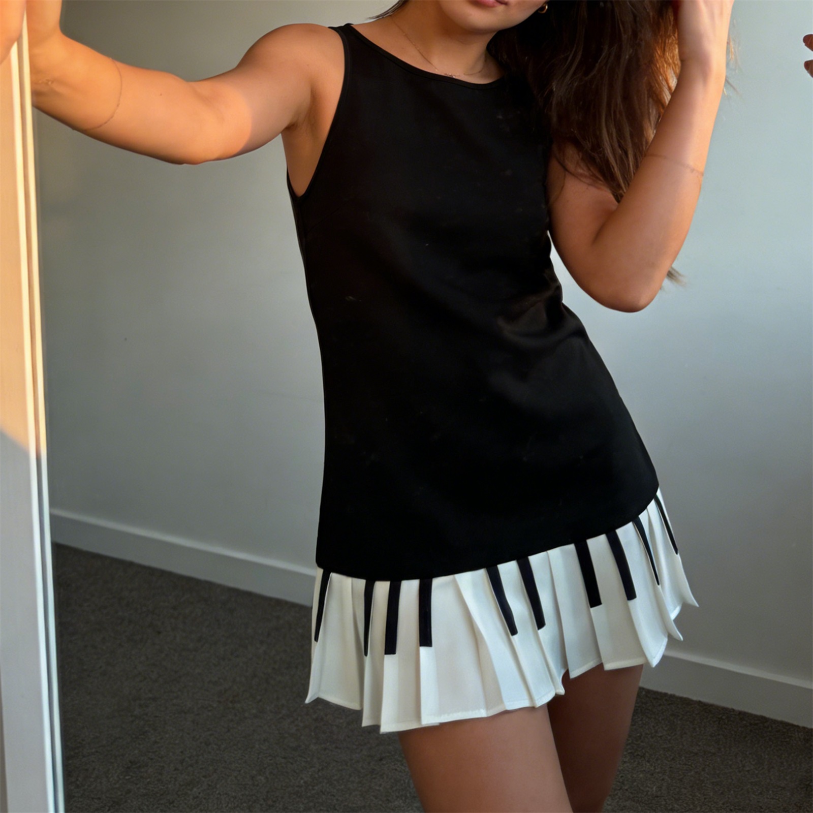 Mini robe plissée avec clé de  - Y2K Backless Halter Mini Dress avis et prix